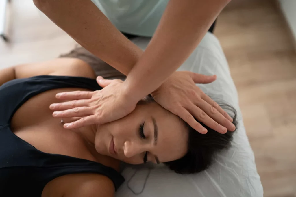Sesión de fisioterapia en Centro Spiral Aguadulce